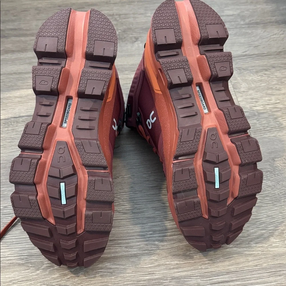On Running Cloudrock 2 Women’s Hiking Shoes/Boats Size Maroon 8.5 - Picture 7 of 7
